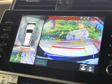 【パノラミックビューモニター】専用のカメラにより、上から見下ろしたような視点で360度クルマの周囲を確認することができます☆死角部分も確認しやすく、狭い場所での切り返しや駐車もスムーズに行えます。