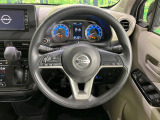 【ステアリングスイッチ】運転中、前方から目線をそらすことなく、オーディオ等の操作が可能な便利機能!安心&快適なドライブを演出してくれます♪