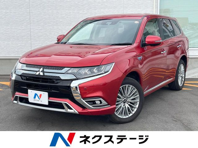 アウトランダーPHEV 2.4 G プラスパッケージ 4WD