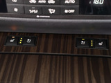 【オートクルーズコントロール】搭載。アクセル操作なしでも車が自動でスピードを保ってくれる機能です長距離の高速は楽々です