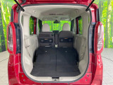 普段のお買い物や通勤、送迎等に十分な荷室スペースを確保しております。セカンドシートを倒すと、大きな荷物の積載も可能です♪