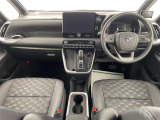 ヴォクシー 1.8 ハイブリッド S-Z E-Four 4WD 修復歴無し