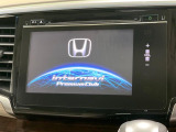 【メーカー純正ナビ】インテリアに溶け込むスタイリッシュな「専用設計」メーカーナビを装備♪視認性や操作性など基本性能にも優れ、より上質なカーライフをお楽しみいただけます。