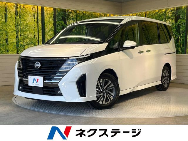 セレナ 1.4 e-POWER ハイウェイスターV 