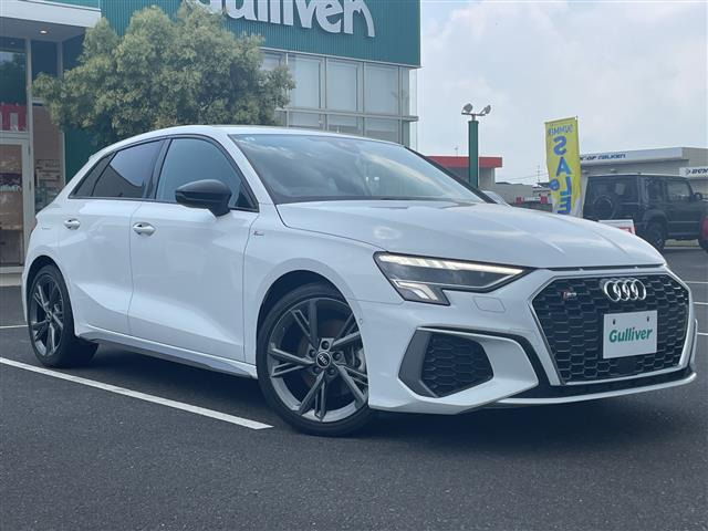 A3スポーツバック 30 TFSI Sライン 本革シート ワンオーナー