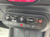 プッシュスタートの最大のメリットは「防犯対策」です。スマートキーと車のIDが合致しないとエンジンは始動させることができません。