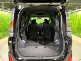 普段のお買い物や通勤、送迎等に十分な荷室スペースを確保しております。セカンドシートを倒すと、大きな荷物の積載も可能です♪
