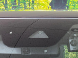 【スマートブレーキサポート】走行中に前方の車両等を認識し、衝突しそうな時は警報とブレーキで衝突回避と被害軽減をアシスト。より安全にドライブをお楽しみいただけます。