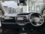 【運転席・インパネまわり】ハンドル・シート・フロアーなど隅々までプロによるクリーニング済み☆彡キレイな車内でドライブが一層快適にお楽しみいただけます!!
