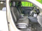 運転席シート廻りは使用感も少なく、良好な状態となっています。丁寧に使われていたことがよくわかりますね。