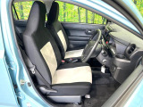 運転席シート廻りは使用感も少なく、良好な状態となっています。丁寧に使われていたことがよくわかりますね。