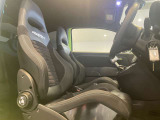 ご覧いただきありがとうございます。当店はショールーム内と屋外展示場に選りすぐりのFIAT・ABARTH・Alfaromeoの正規認定中古車を展示しており、在庫車両はできる限り多く撮影、掲載してご案内しております。