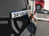 スカイアクティブGエンジン 1500ccガソリン車です。
