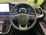 【純正革巻きステアリング】上質な革を使用することで、手にしっかり馴染みとても運転しやすいハンドルです♪