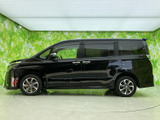 ヴォクシー 2.0 ZS 煌II 4WD 