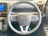 【純正革巻きステアリング】上質な革を使用することで、手にしっかり馴染みとても運転しやすいハンドルです♪