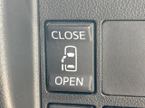 【パワースライドドア】スマートキーや運転席のスイッチでスライドドアの開閉が可能♪電動だから力を入れてドアを開ける必要が無く、小さいお子様でも、重い荷物を持っている時もラクに開け閉めできます♪