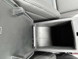 下取りについて。輸入車・国産問わず、全メーカーの査定・下取りを承ります。年式、走行距離、状態等を考慮し、査定価格をご提示いたします。遠方等でご来店が難しい場合は、お近くの買取店への売却をご検討ください