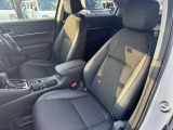 お車をお探しのお客様、ご購入までの流れや疑問点など一つ一つ丁寧にご説明させていただきます。 お客様にご納得頂ける一台を一緒にお探しいたしますので、当店へ是非どうぞ!