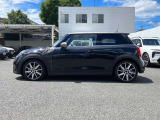 【BMW/MINI 正規ディーラー BPS川口 MINI NEXT川口】◆住所:埼玉県川口市朝日1-5-16◆国道122号線沿いにございます。首都高速 足立入谷、加賀、東領家、鹿浜橋インターから約3キロ 10分の好立地にございます