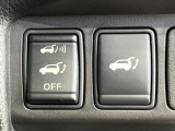 【パワーバックドア】スマートキーや運転席のボタンを押すだけでリアゲートが自動で開閉します!荷物を持っている時や、高い位置にあるバックドアを閉める際に便利な機能です♪