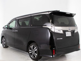 ★展示前点検実施★特殊な機材も用いて、全車点検を実施しております!