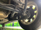 お車を安心してお乗りいただく為には、足回りの定期点検が欠かせません。サービスサポート(有償保証)では無料点検もご提供しており、安心のカーライフをお過ごしいただけるサポート体制が整っています。