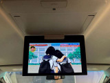 【フリップダウンモニター】付き☆後部座席に座りながら大画面でTVやDVDをお楽しみいただけます♪