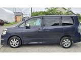 当店では、車両をご覧いただくために、事前の来店予約をおすすめしております。タイミングによっては他のお客様と商談中だったり、車両が一時移動している場合があるためです。