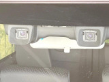 【三菱e-Assist】走行中に前方の車両等を認識し、衝突しそうな時は警報とブレーキで衝突回避と被害軽減をアシスト。より安全にドライブをお楽しみいただけます。