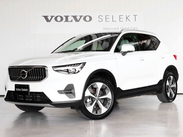 XC40 ウルトラ B4 AWD 4WD