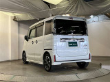 荷物をたっぷり載せてドライビング♪夏でも冬でも、アウトドアやショッピングを思い切り楽しみましょう!