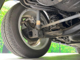 お車を安心してお乗りいただく為には、足回りの定期点検が欠かせません。サービスサポート(有償保証)では無料点検もご提供しており、安心のカーライフをお過ごしいただけるサポート体制が整っています。