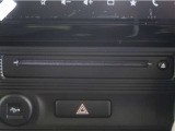 車内でCD DVDのメディアが楽しめます。