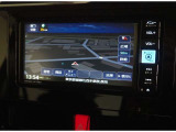 トヨタ純正ナビゲーション装備!フルセグ、CD・DVD再生、Bluetooth接続可能です!