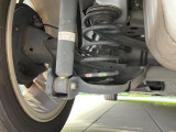 お車を安心してお乗りいただく為には、足回りの定期点検が欠かせません。サービスサポート(有償保証)では無料点検もご提供しており、安心のカーライフをお過ごしいただけるサポート体制が整っています。