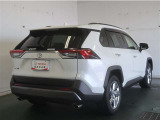 路面走破性に優れたSUV!キャンプや釣り、アウトドアにもぴったりで、どんな道でも頼れる一台です。