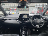 C-HR ハイブリッド 1.8 S GR スポーツ ワンオーナー 修復歴無し