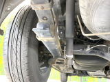 お車を安心してお乗りいただく為には、足回りの定期点検が欠かせません。サービスサポート(有償保証)では無料点検もご提供しており、安心のカーライフをお過ごしいただけるサポート体制が整っています。
