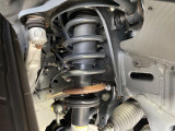 お車を安心してお乗りいただく為には、足回りの定期点検が欠かせません。サービスサポート(有償保証)では無料点検もご提供しており、安心のカーライフをお過ごしいただけるサポート体制が整っています。