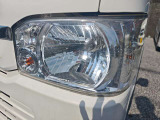 ライトは全車水垢等除去し磨きやコーティングを行っております。別途ご要望の方はプロテクションフィルム施工やクリア再塗装もできます