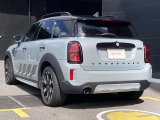 MINI正規販売店のお車は、全てのお車にMINI認定中古車の保証書が発行されます。保障約款もございますので保障内容が明確でございます。お客様にご安心してお乗り頂けますよう、全力でお客様をサポート致します。