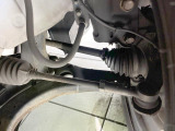 お車を安心してお乗りいただく為には、足回りの定期点検が欠かせません。サービスサポート(有償保証)では無料点検もご提供しており、安心のカーライフをお過ごしいただけるサポート体制が整っています。