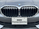 BMWを熟知したメカニックによる、360度の納車前点検。ドイツ本国と同様の教育・訓練を受けたメカニックが徹底的に点検、整備した後にお客様にお引渡しします。