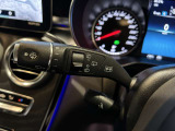 握りやすいハンドルの形状をしておりますので、お客様の運転をサポートしてくれます!