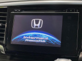 【メーカー純正ナビ】インテリアに溶け込むスタイリッシュな「専用設計」メーカーナビを装備♪視認性や操作性など基本性能にも優れ、より上質なカーライフをお楽しみいただけます。