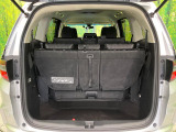普段のお買い物や通勤、送迎等に十分な荷室スペースを確保しております。セカンドシートを倒すと、大きな荷物の積載も可能です♪