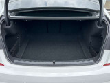 BMW正規認定中古車はもちろん、全国各地のBMW正規ディーラーにて点検修理・保証対応が可能!遠方のお客様やご転勤の多い方にも、安心してお乗り頂けます。