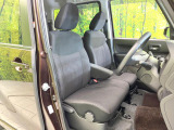 運転席シート廻りは使用感も少なく、良好な状態となっています。丁寧に使われていたことがよくわかりますね。