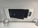 ETCが装着されています。再セットアップ後高速道路の料金所をノンストップで通過できて大変便利です。